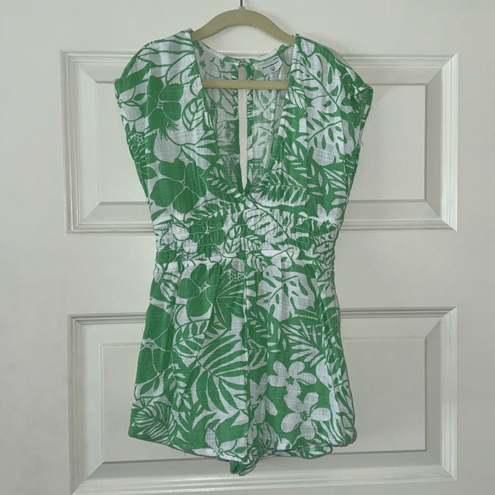 7/8 Abercrombie Kids Beach Romper